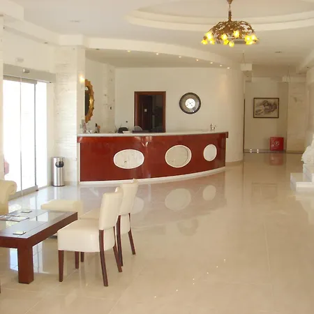 Royal Beach Hotel-2